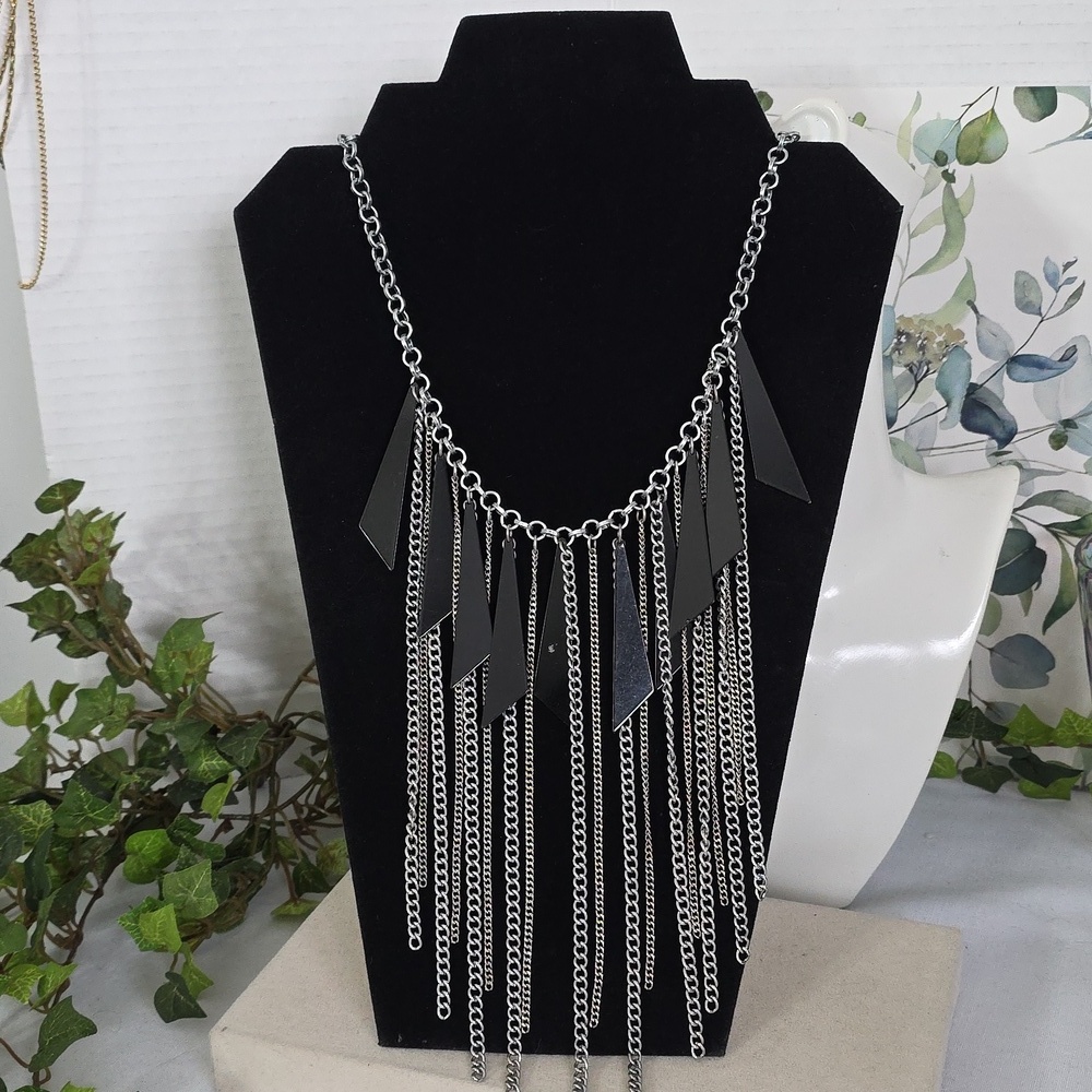 Silver Statement Bib Chain Neckalce With Black Triangle Charms